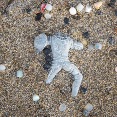 Headless, legless knight (plastic)