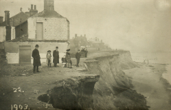 Pakefield cliffs, 1903